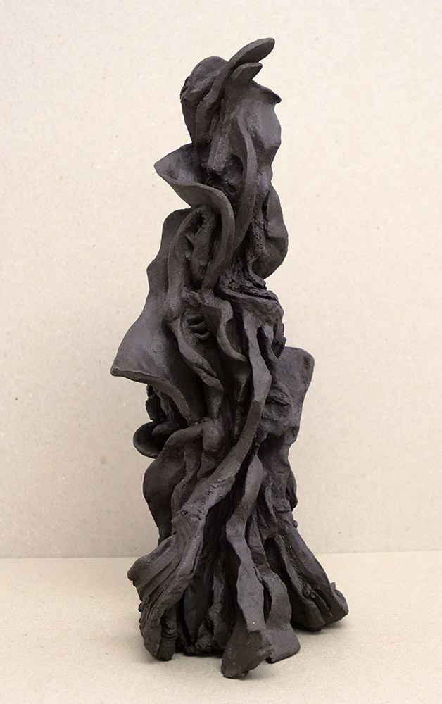 Helga Joergens, Growing 2 2022/23